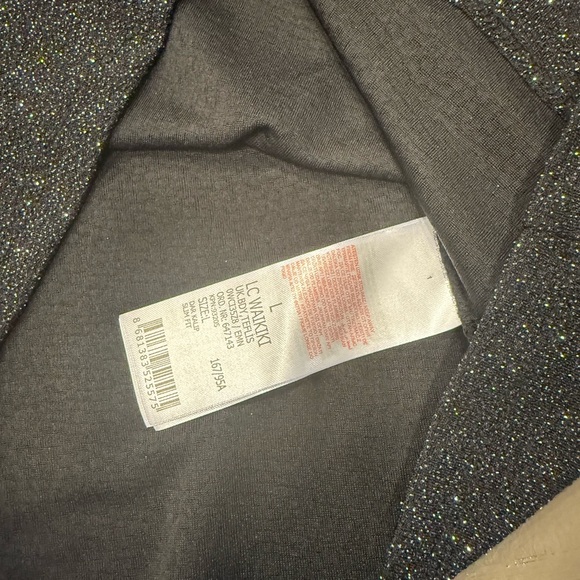 Blouse size medium - Picture 5 of 9